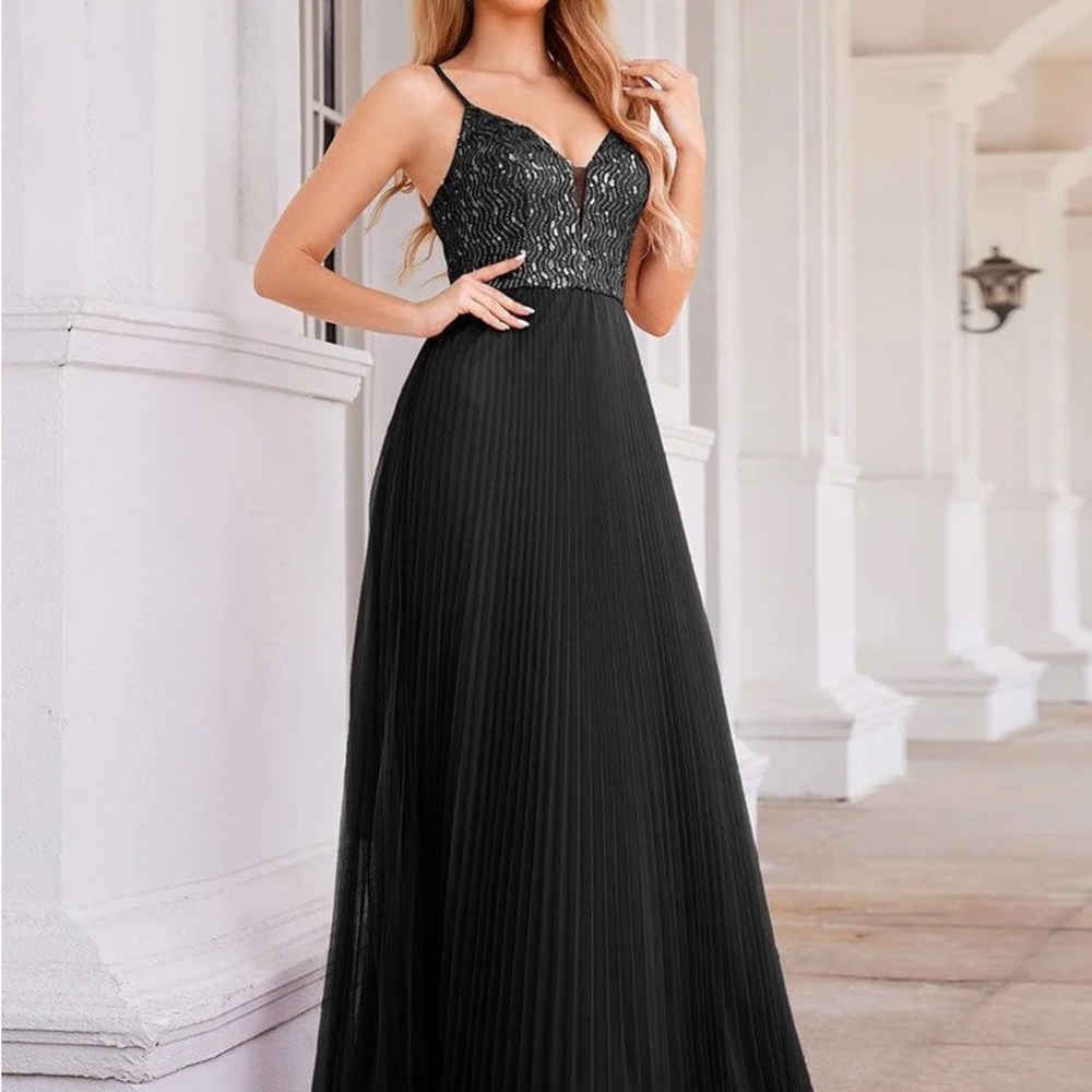 Ever Pretty Ever Stormy High Waist V-Neck Sequined Bodice Backless Formal Gown